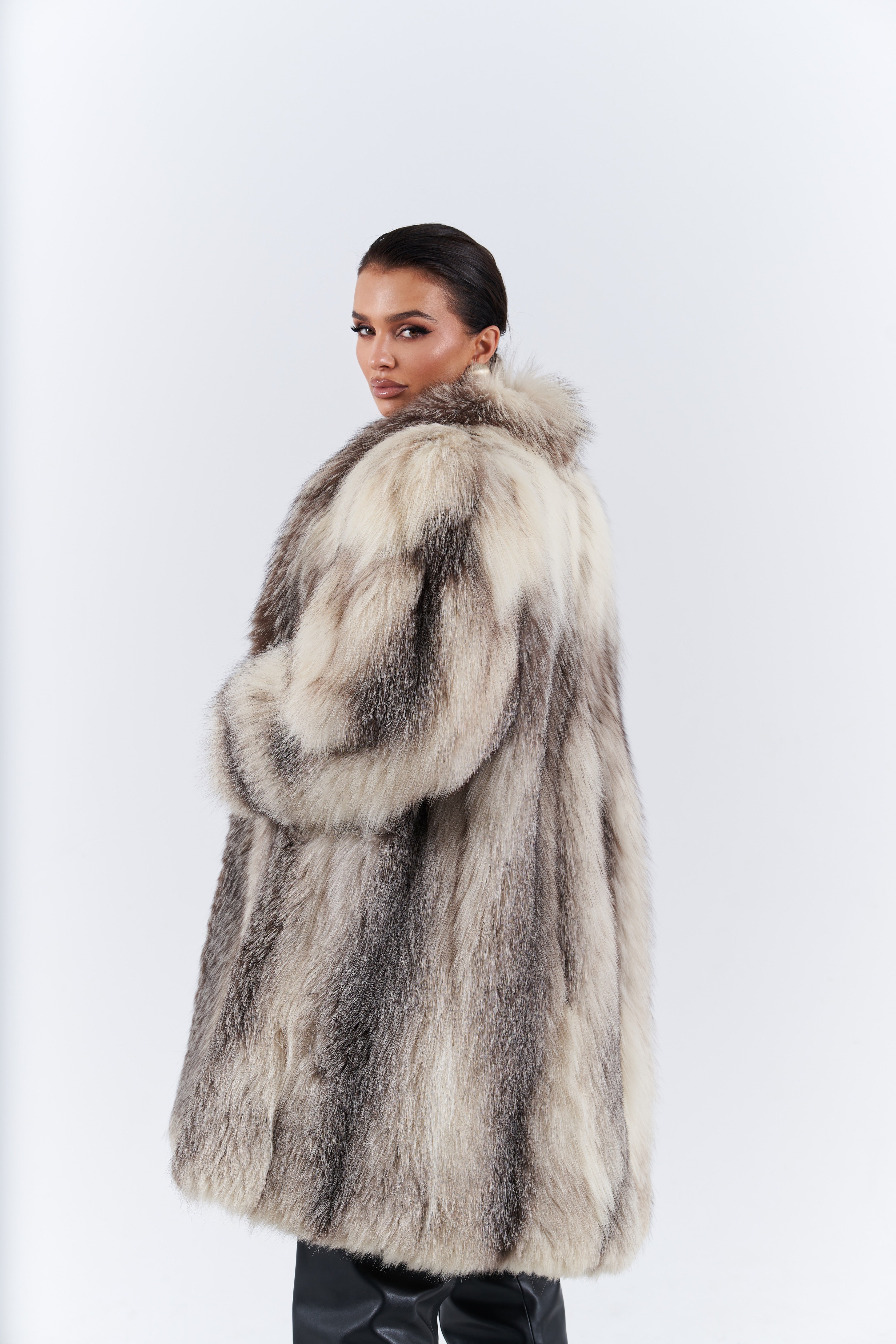Natural Artic frost fur coat