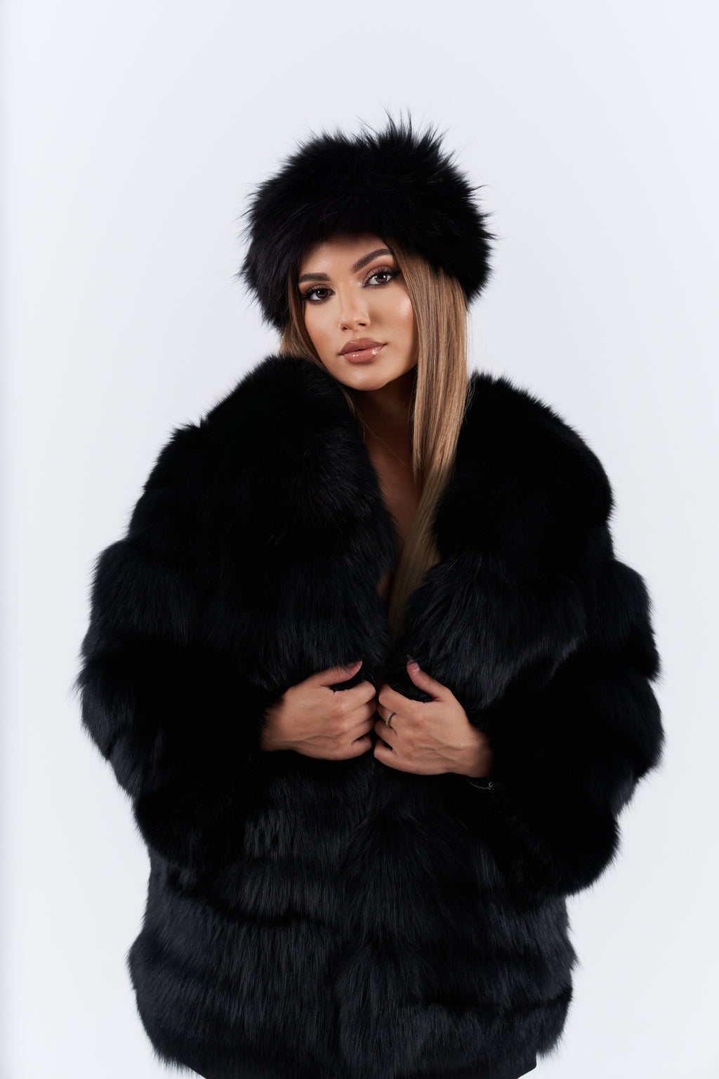 New fox fur coat