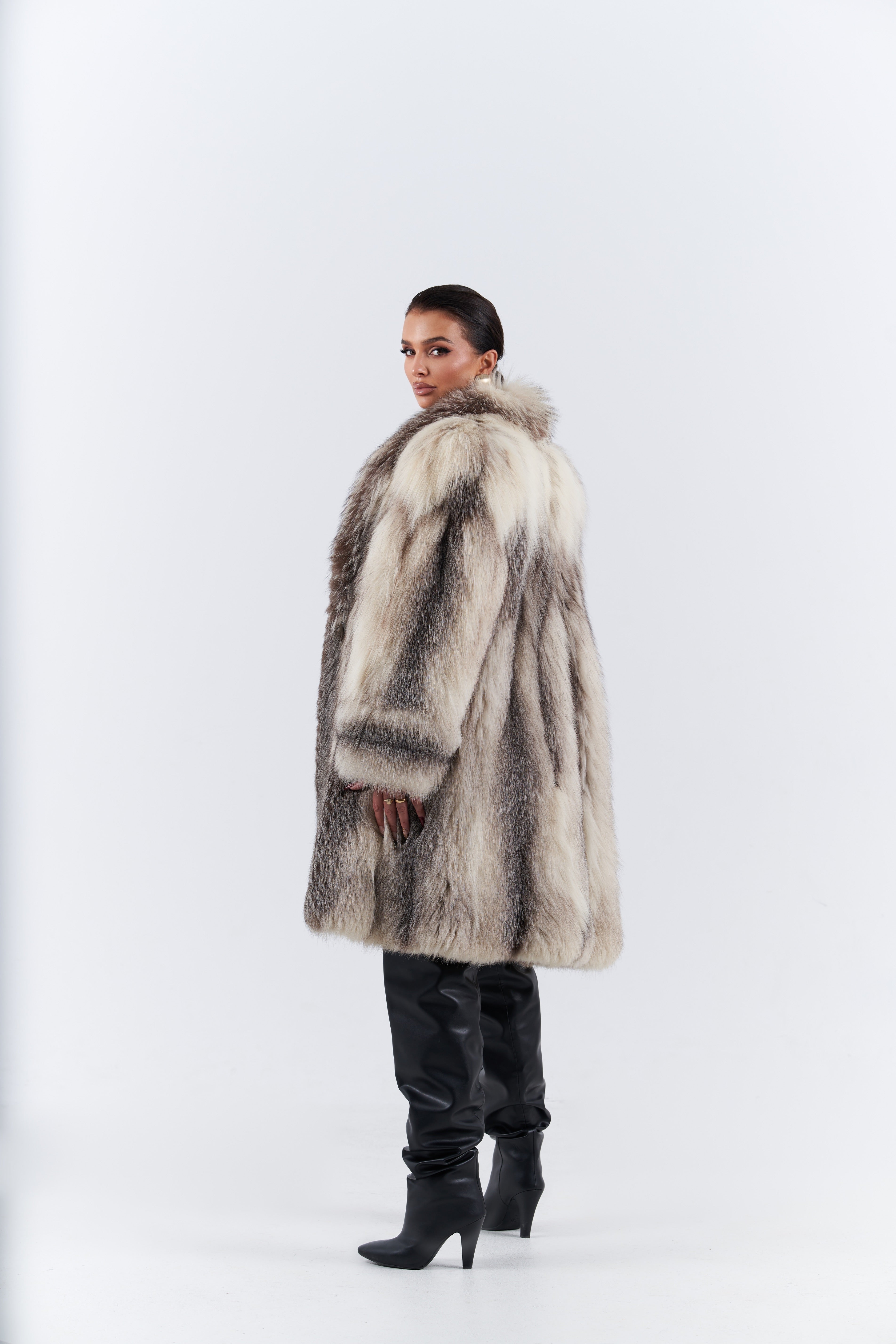 Natural Artic frost fur coat